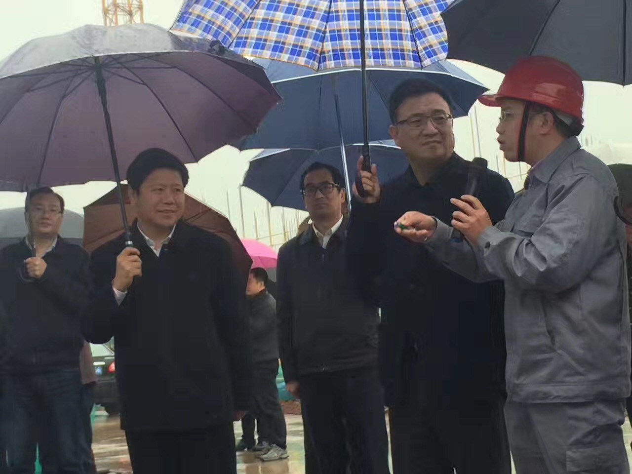 冰球突破股份承建的浙江金华建筑垃圾处理破碎筛分生产线进入工程尾期