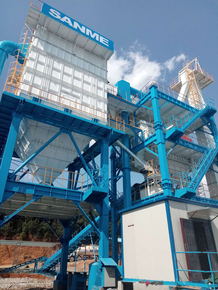 冰球突破股份高品质机制砂生产系统--SSL系列制砂楼服务于福建南平花岗岩制砂项目