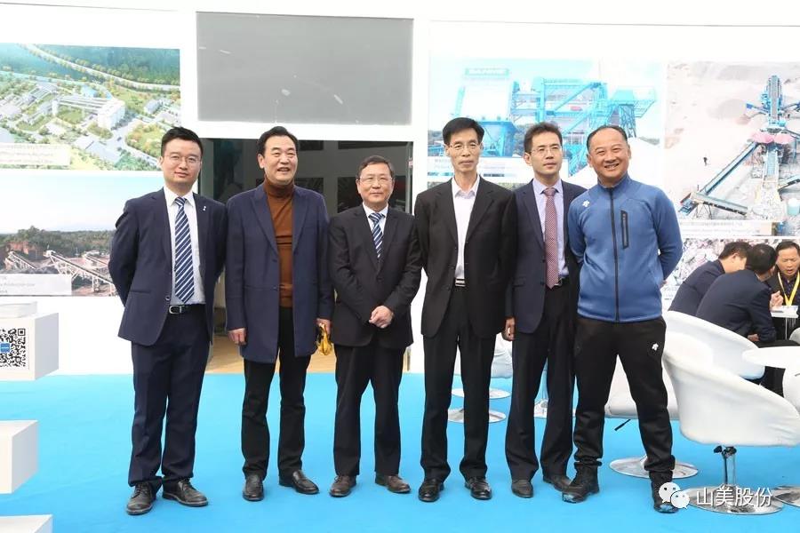 2018上海宝马展|冰球突破股份完美收官 满载而归