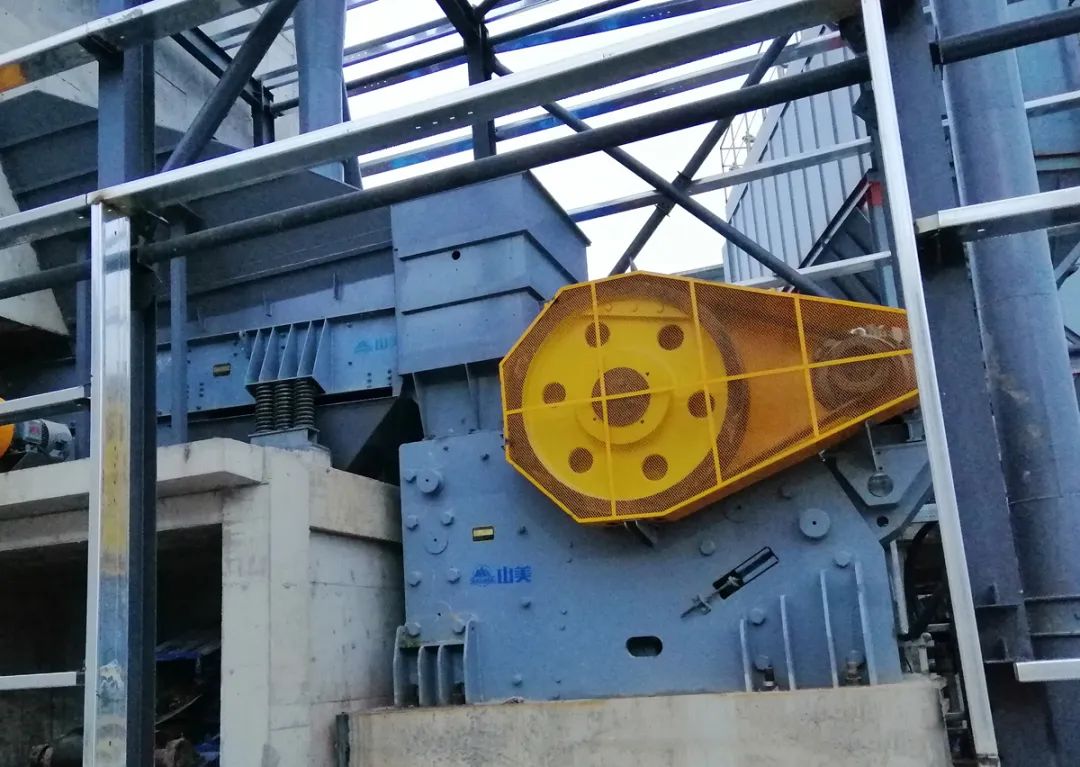 颚式破碎机 颚式破碎机